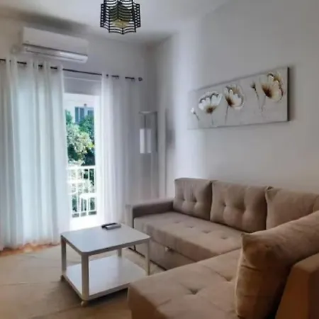 Calm & Cozy Corner Apartment Athens